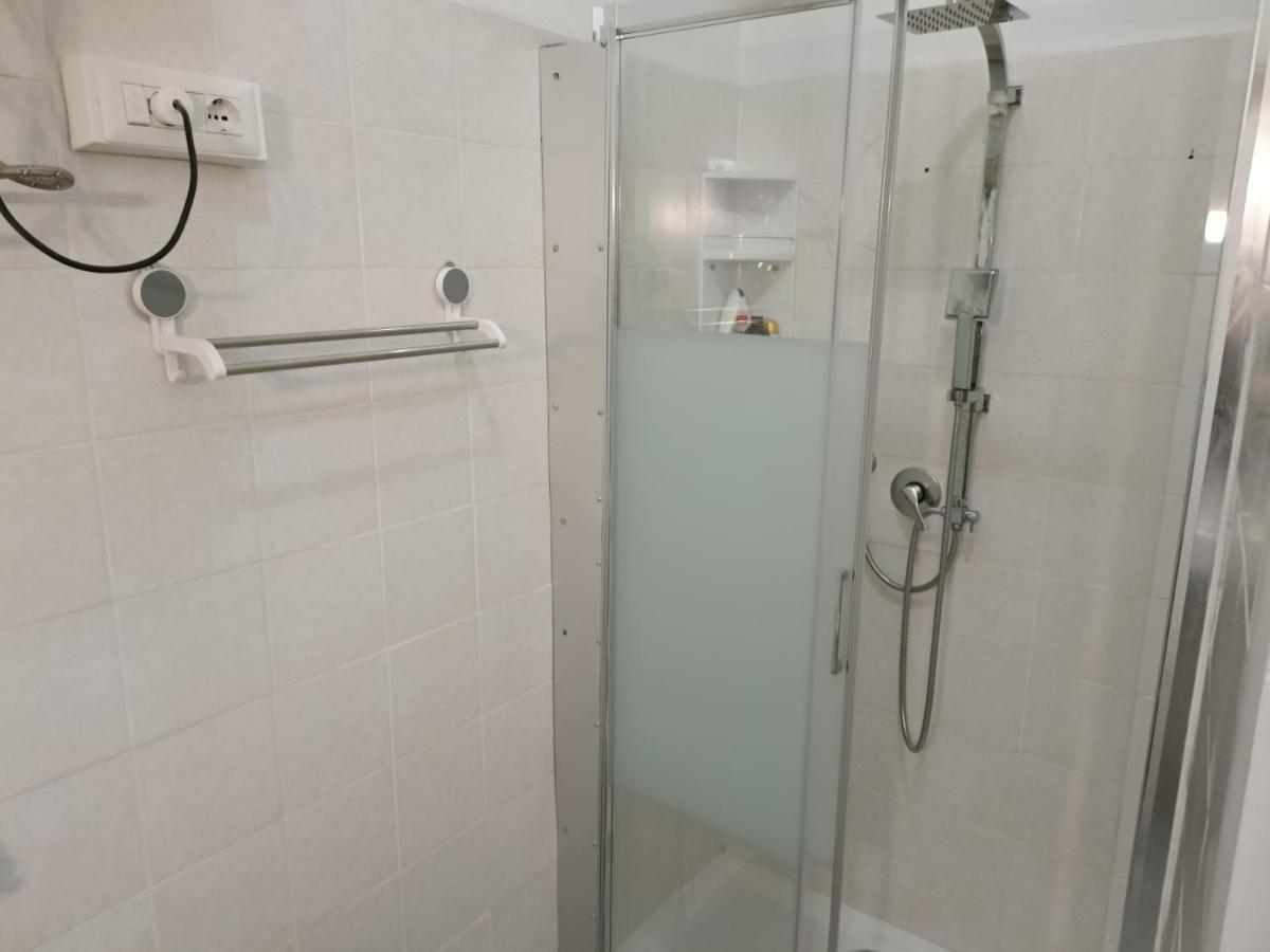 Mirtolan Apartment Каляри Екстериор снимка